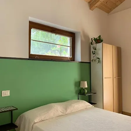 La Stanza In Giardino Bed & Breakfast *